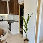 5*, Vue Et Acces Apartment