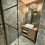 5*, Vue Et Acces Cavalaire-sur-Mer