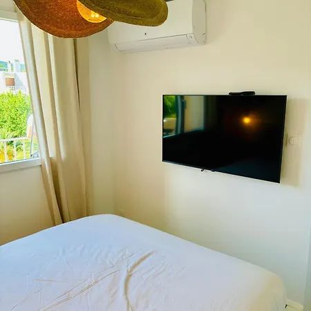 5*, Vue Et Acces Apartamento