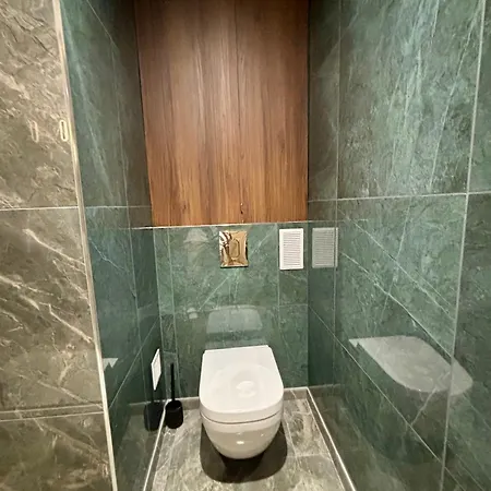 5*, Vue Et Acces Apartamento